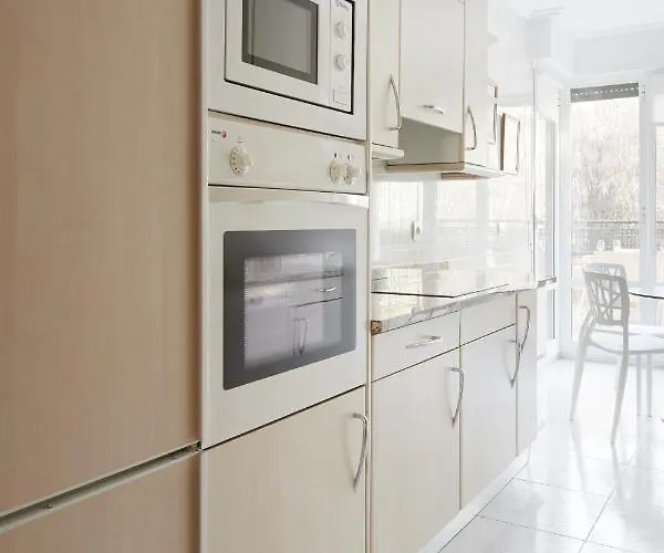 Koral - Basque San Sebastián